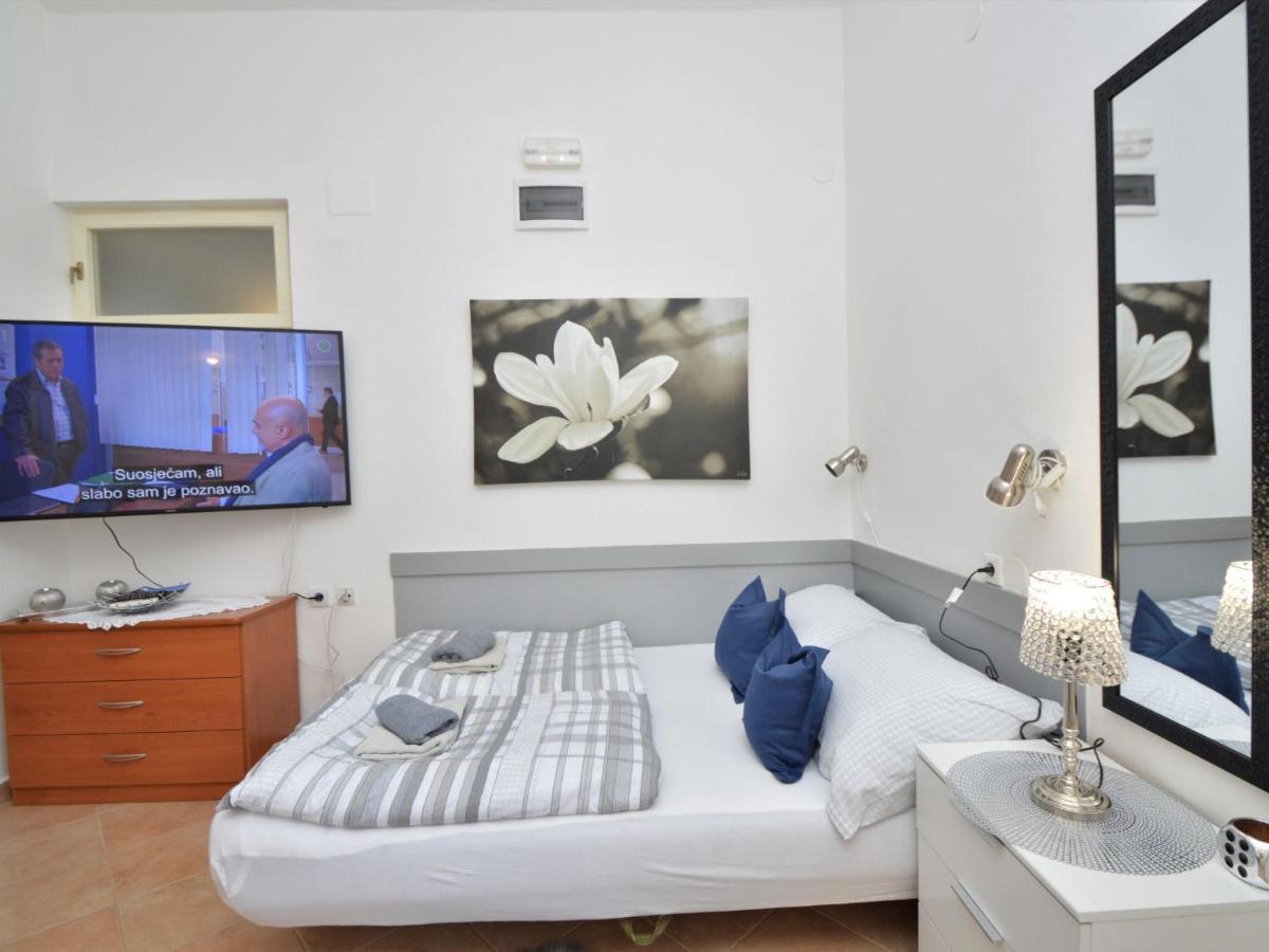 Apartment Friedrich-7 By Interhome Tribunj  Luaran gambar